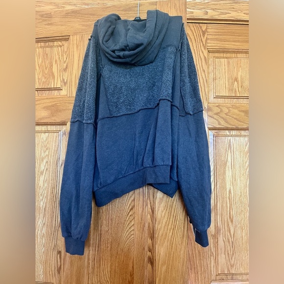 Aerie - Sherpa Patchwork Oversized Hoodie Pullover - Picture 6 of 6